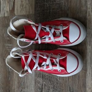 Kids converse